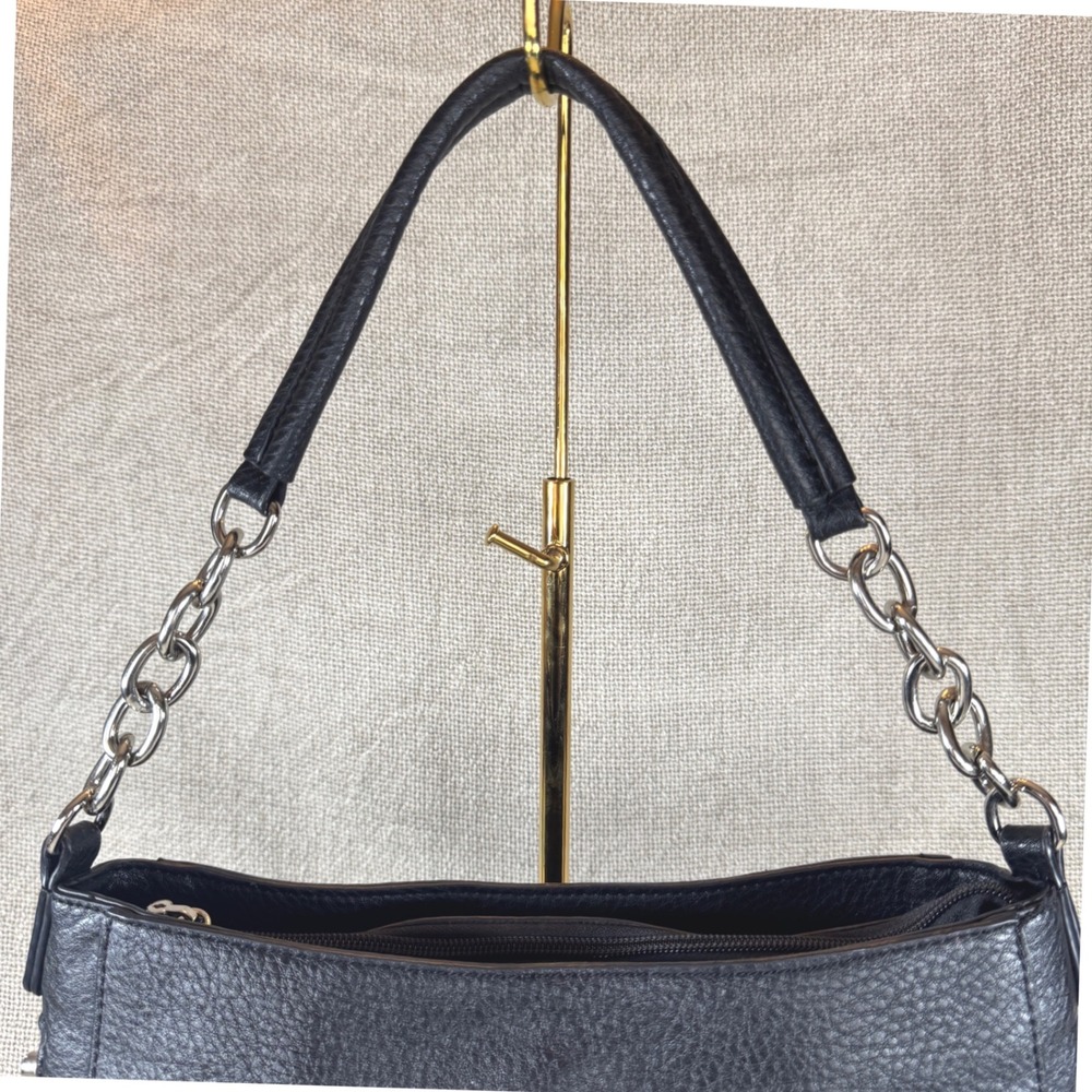 Lady Conceal Leather Concealed Carry Shoulder Bag - Picture 3 of 16